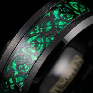 Celtic Dream - Black & Green mt-dark macro